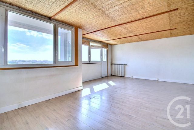 Appartement F4 à vendre - 4 pièces - 81.0 m2 - FRESNES - 94 - ILE-DE-FRANCE - Century 21 Eureka