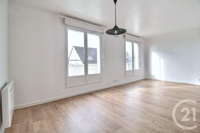 Appartement F1 à louer - 1 pièce - 30.02 m2 - RUNGIS - 94 - ILE-DE-FRANCE - Century 21 Eureka